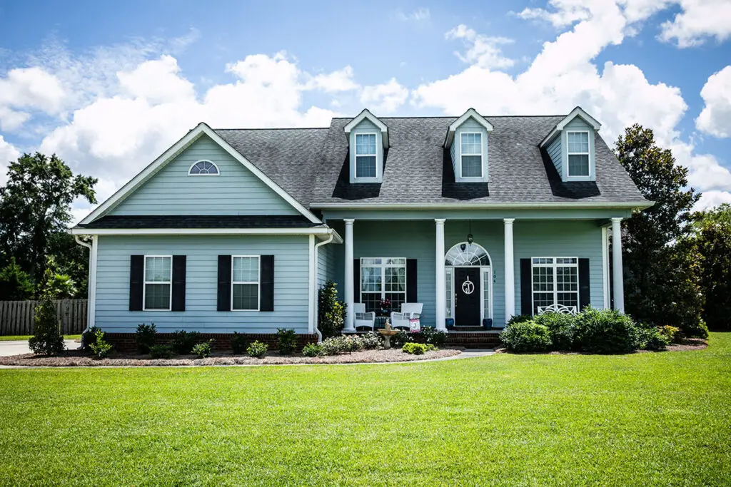 5 Signs You Need to Hire a Professional Landscaping Company